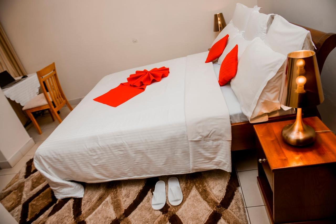 One Click Hotel Kigali Dış mekan fotoğraf
