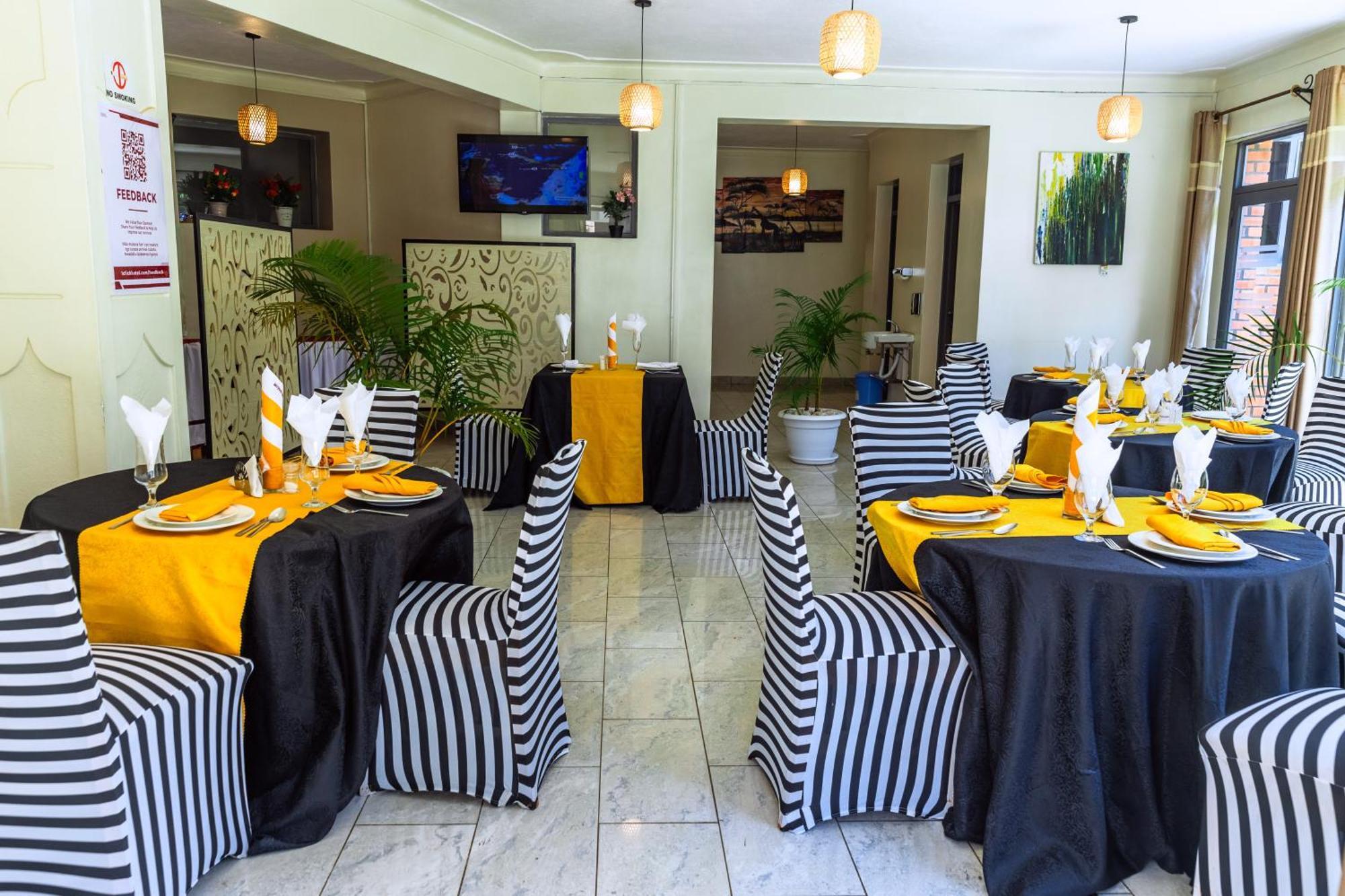 One Click Hotel Kigali Dış mekan fotoğraf